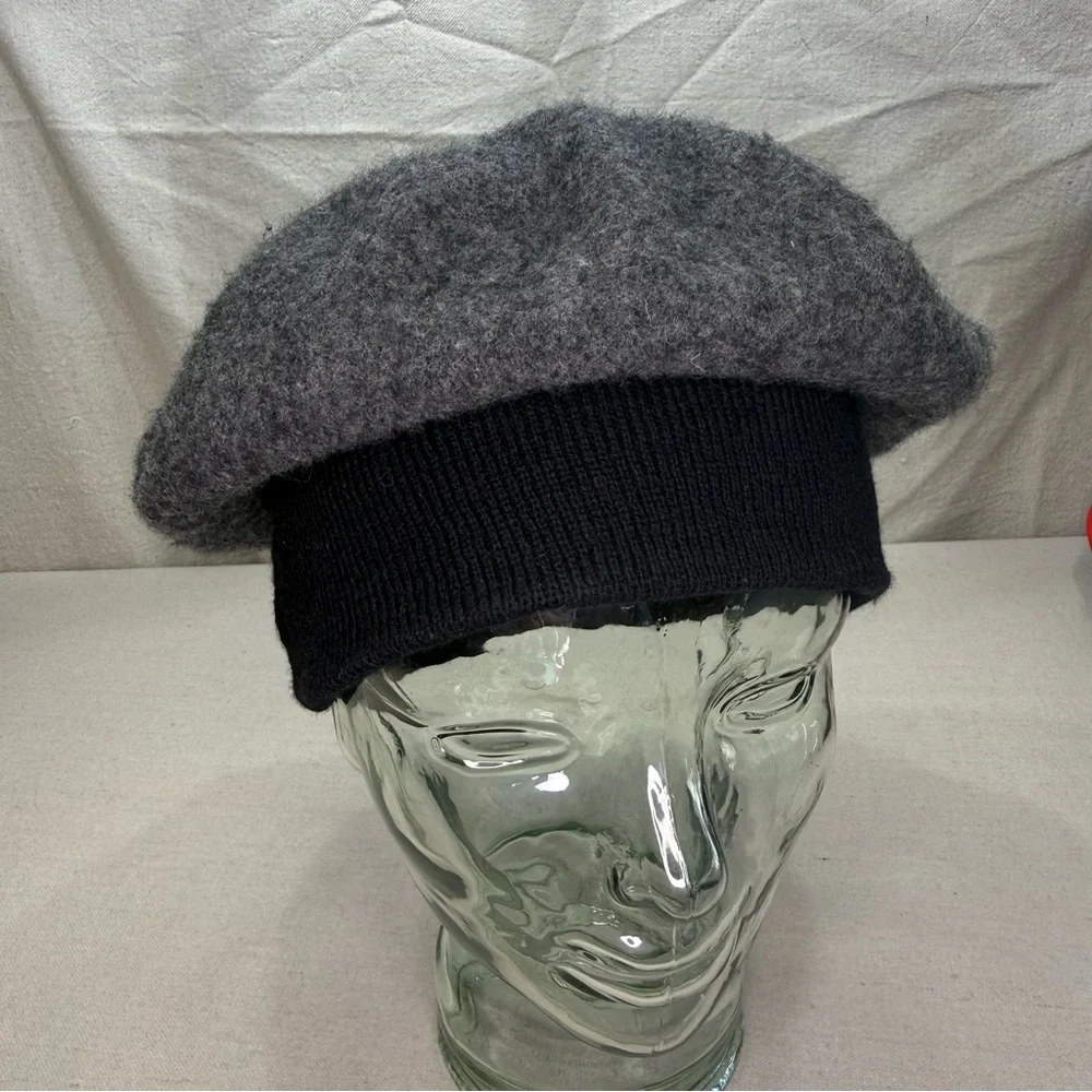 Charcoal Gray and Black Wool Beret Hat